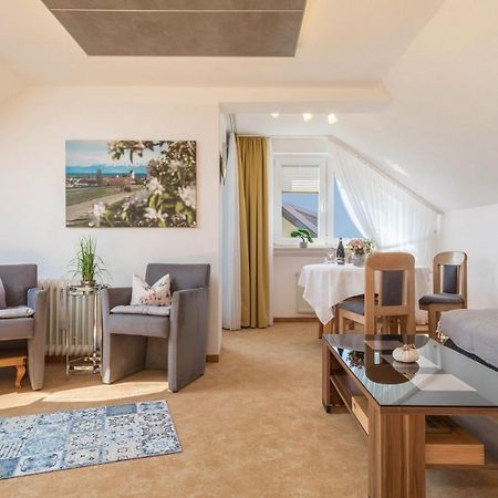 Ferienwohnung Lilo Immenstaad am Bodensee Buitenkant foto